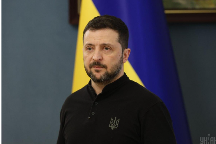 Зеленський ввів санкції: у списку - чиновники із Криму і прокремлівські політики з Молдови