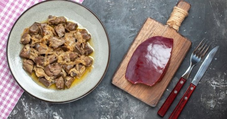 Яка печінка корисніша для організму: яловича, куряча чи свиняча
