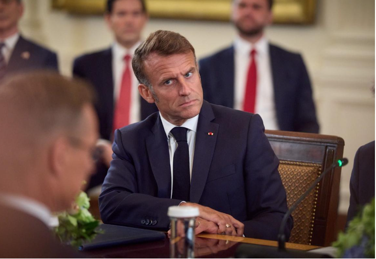 "Чіткий сигнал для Росії": Макрон відреагував на розворот Трампа в бік України
