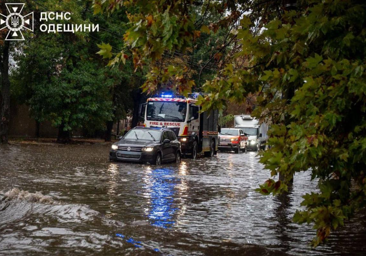 Одесу "накрила" стихія червоного рівня: на 1 жовтня прогнози невтішні