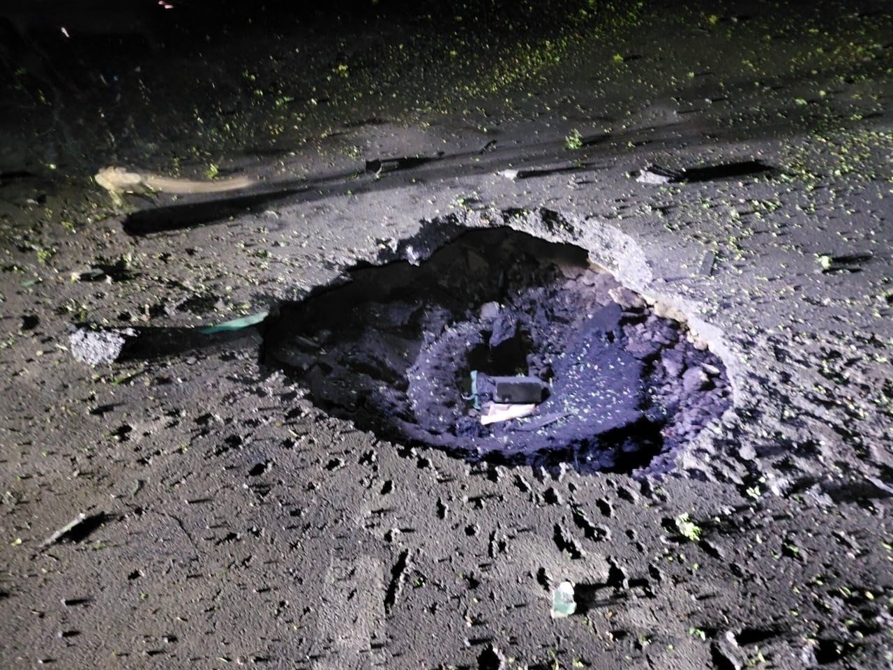 Окупанти вгатили по центральній площі Новгород-Сіверського: які наслідки