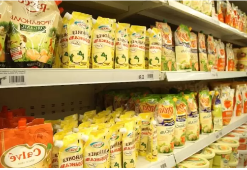 Прокляття російської кухні: окупанти оголосили війну майонезу в Мелітополі