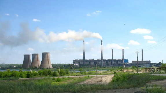Одна з найбільших ТЕС на Донеччині знову опинилася під ударом