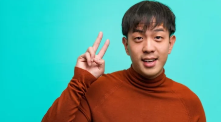 Спритний китаєць примудрився наздогнати «вантажівку, що втекла» (відео)