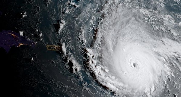 18 душераздирающих фото, сделанных во время бедствий, причиненных ураганом «Ирма»
