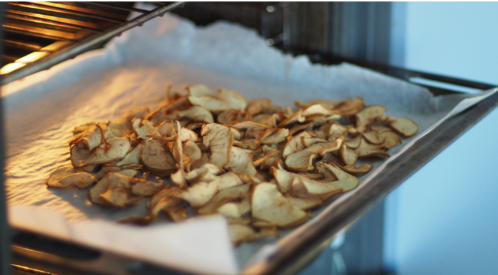 Як правильно сушити яблука на зиму, щоб були смачніші за цукерки