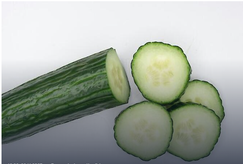 В Україні подорожчали тепличні огірки