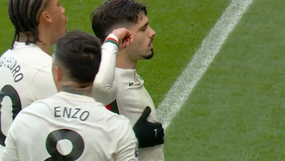 Челсі на класі здолав Бернлі та вийшов на друге місце в АПЛ – побили суперників їх же зброєю