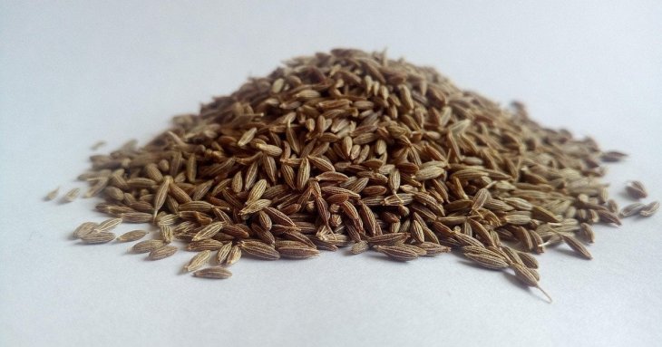 Популярна спеція знижує рівень холестерину — вона є в кожному магазині