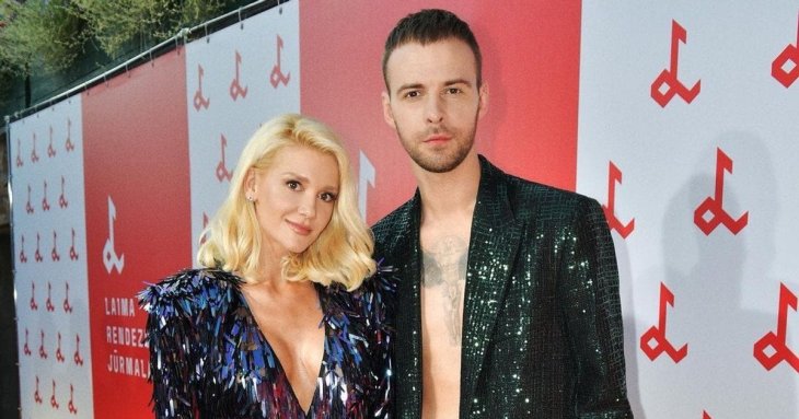 Макс Барських показався із зірковою кумою та похресником: як вони утрьох час провели