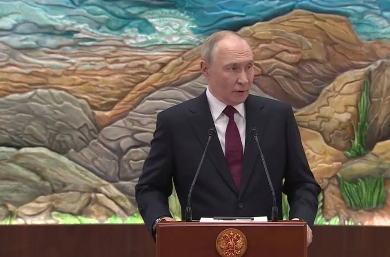 Путін: «Бойові дії припиняться, коли війська України підуть»