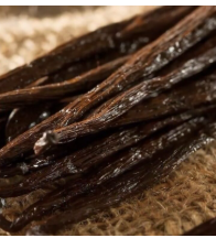 Хочете, щоб пахло вдома, як у спа-салоні? Додайте по 5 крапель цього засобу до води – і вимийте цим підлогу