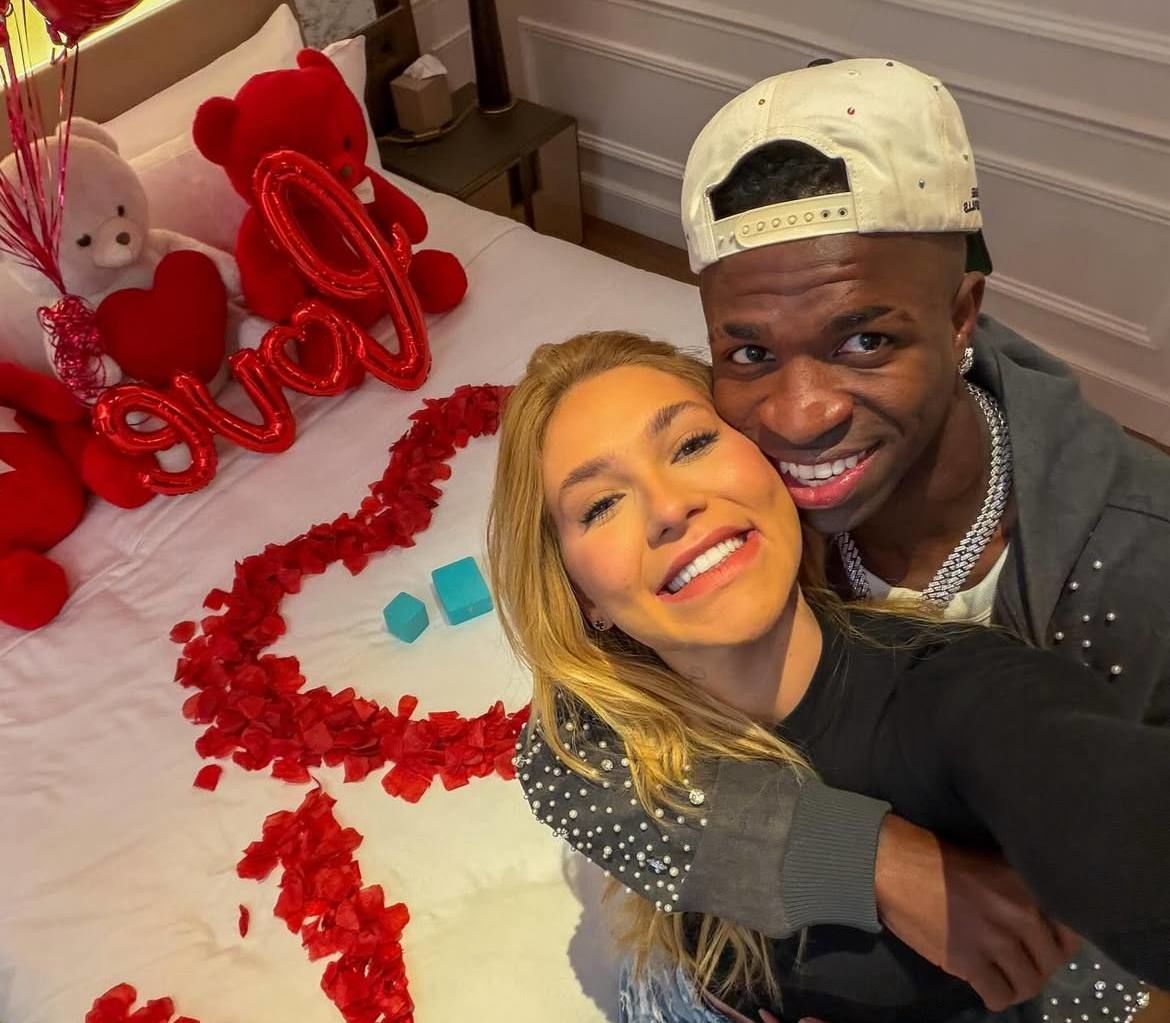 Дівчина Вінісіуса показала кумедне фото футболіста у перуці - фанати в захваті - изображение 3