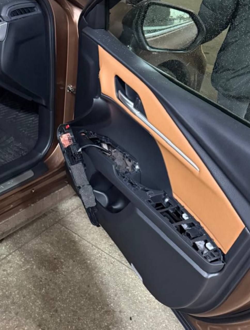 Авто тата Даші Ульянової - фото 799045