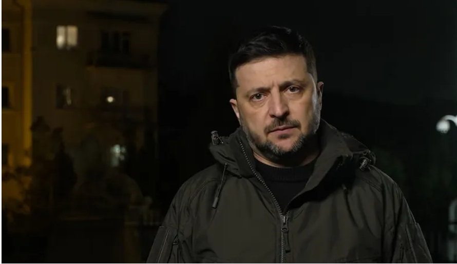 "Потрібен захист від божевілля РФ": Зеленський – про повернення світла людям, зустріч у Брюсселі й цинічні заяви з Москви