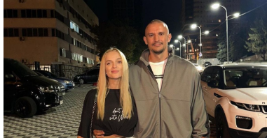 Ексобраниця Цимбалюка на тлі чуток про їхній таємний роман з гумором звернулася до "Холостяка"