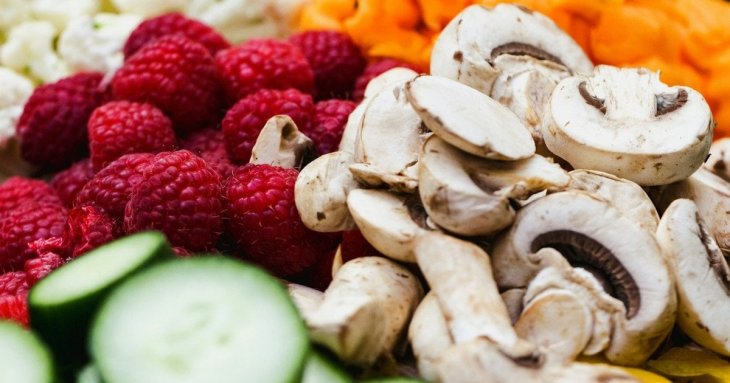 Взимку ці&nbsp;фрукти й&nbsp;овочі краще не&nbsp;купувати: дієтологи б&rsquo;ють на&nbsp;сполох