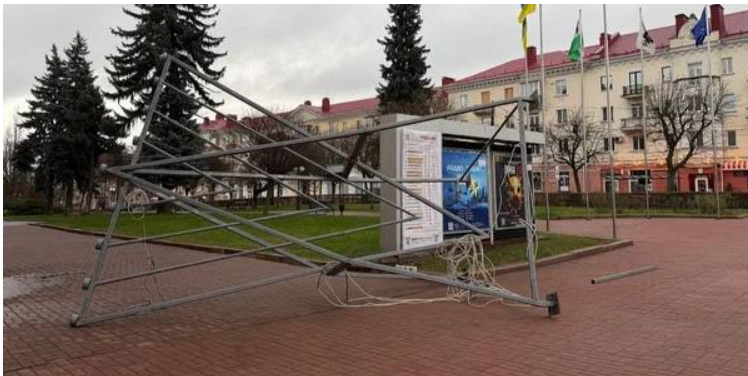 Вандали повалили Ханукію в Чернігові