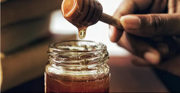 Мед до куті: як не купити підробку перед Святвечором 