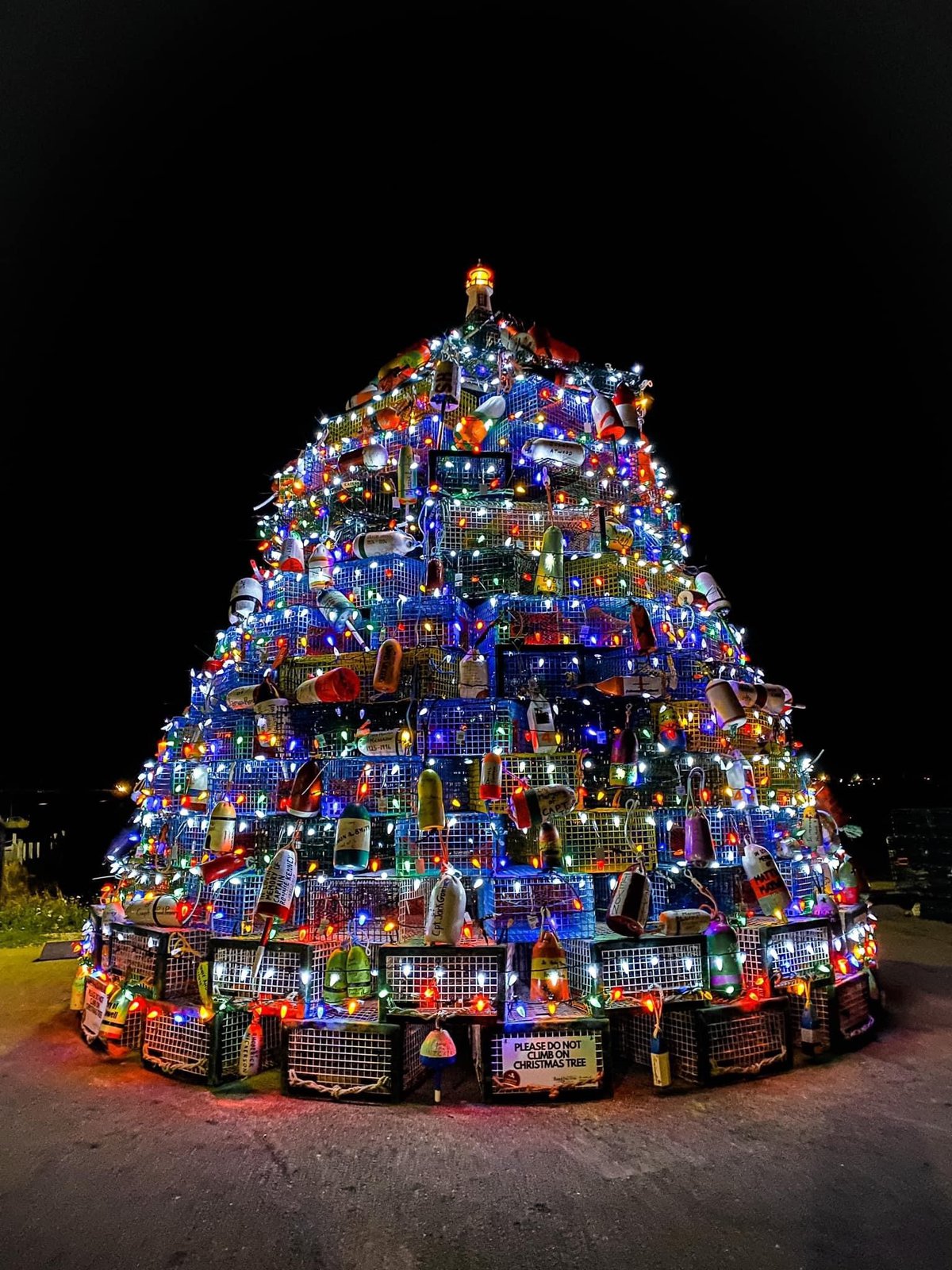 Трохи класних та незвичайних новорічних ялинок