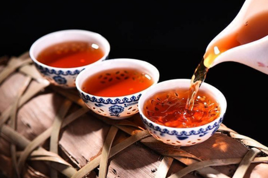 Психология чаепития: как чай пуэр помогает переключиться с рабочего режима в режим отдых