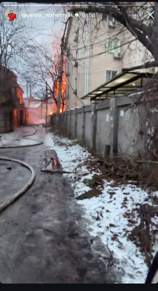Пожежу після обстрілу досі гасять / &copy; instagram.com/tayanna_reshetnyak
