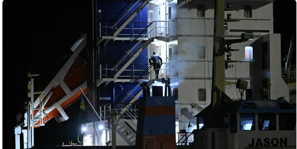 Фінляндія затримала екіпаж судна у справі про пошкодження кабелю