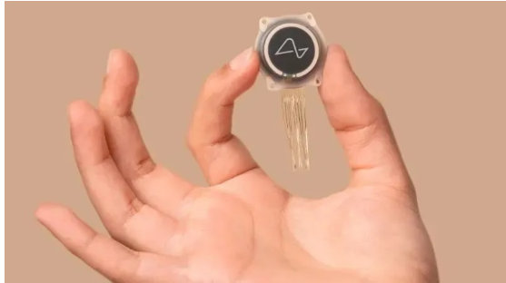 Neuralink почне масове виробництво мозкових імплантів у 2026 році