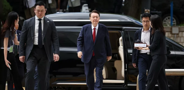 Суд у Південній Кореї продовжив арешт експрезидента Юн Сок Йоля