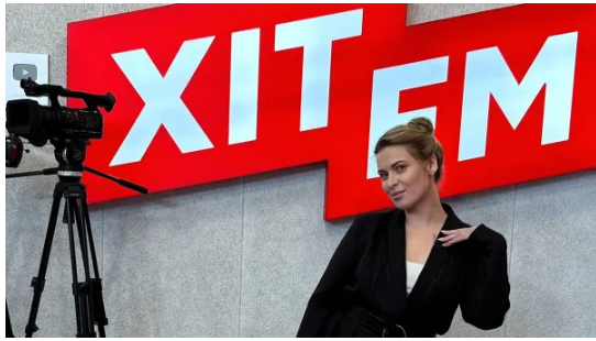 Юлія Карпова звільнилася з «Хіт FM» після 10 років в ефірі: ведуча «Хеппі Ранку» заявила про тиск