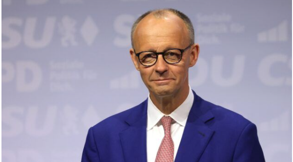 Україна має забезпечити, щоб чоловіки знайшли роботу у власній країні – Мерц 