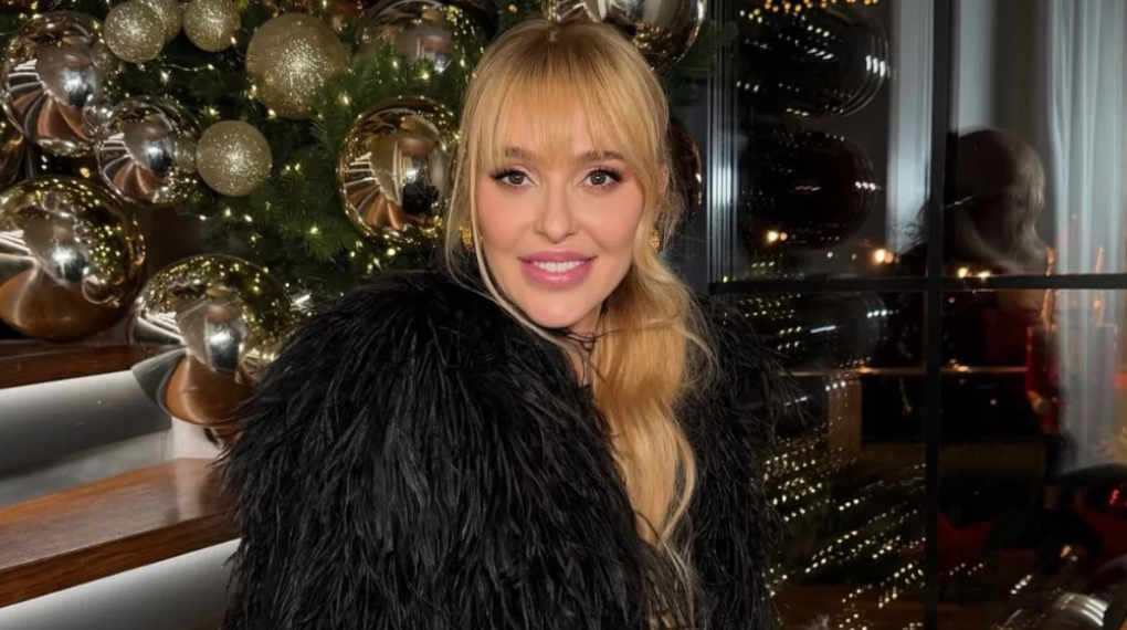 Як виглядає дружина власника АТБ: Анна Буткевич показала рідкісні фото з мамою-іменинницею