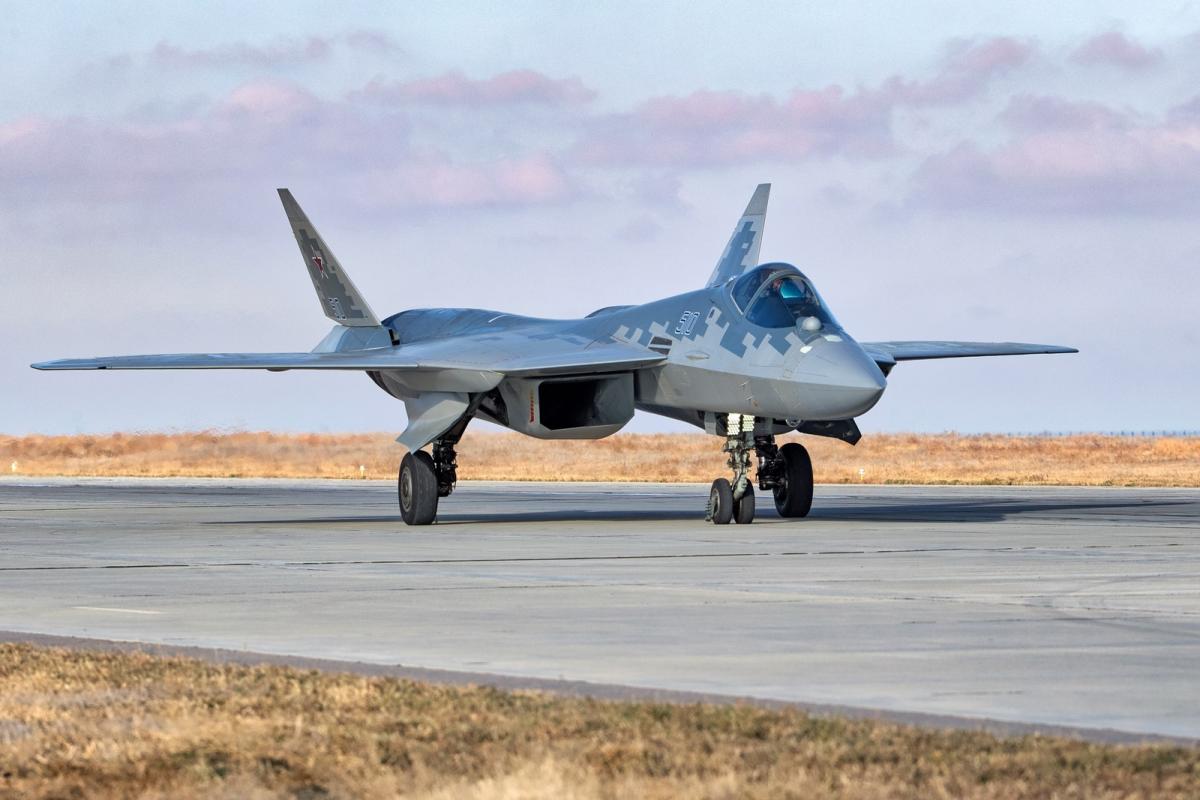 Російську армію залишили без нових Су-57. Куди поділися винищувачі