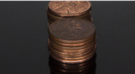 Ванна кімната як арт-об'єкт: скільки коштувала підлога, зібрана зі звичайних монет