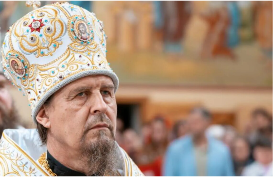 Настоятель монастиря УПЦ МП, де знайшли підпільну школу, міг втекти з України – ЗМІ