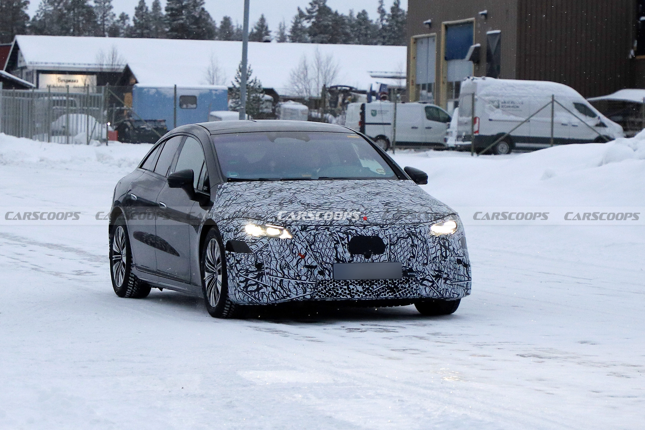 Mercedes готує масштабне оновлення для EQS: 800-вольтова система та &laquo;зоряна&raquo; оптика - фото 2