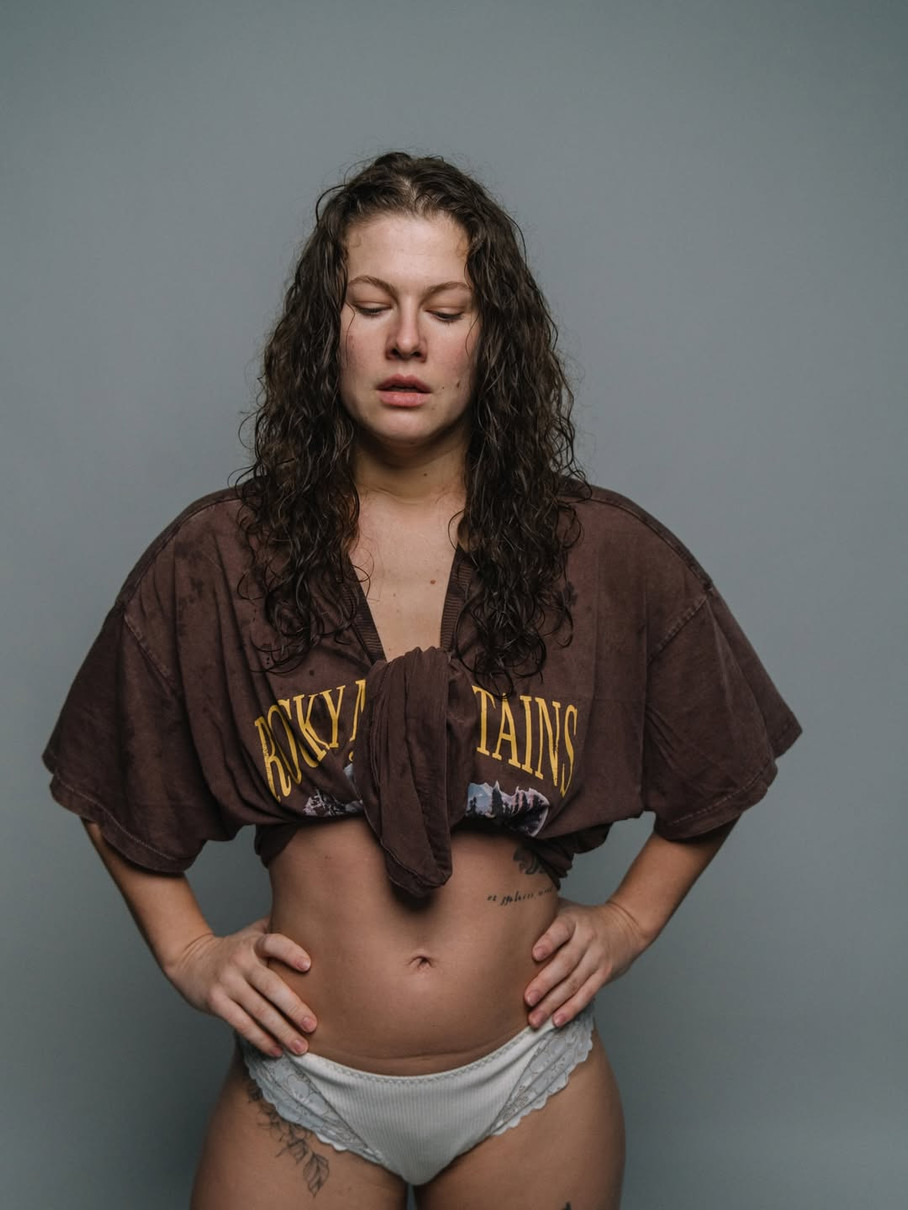 Акторка Дар\