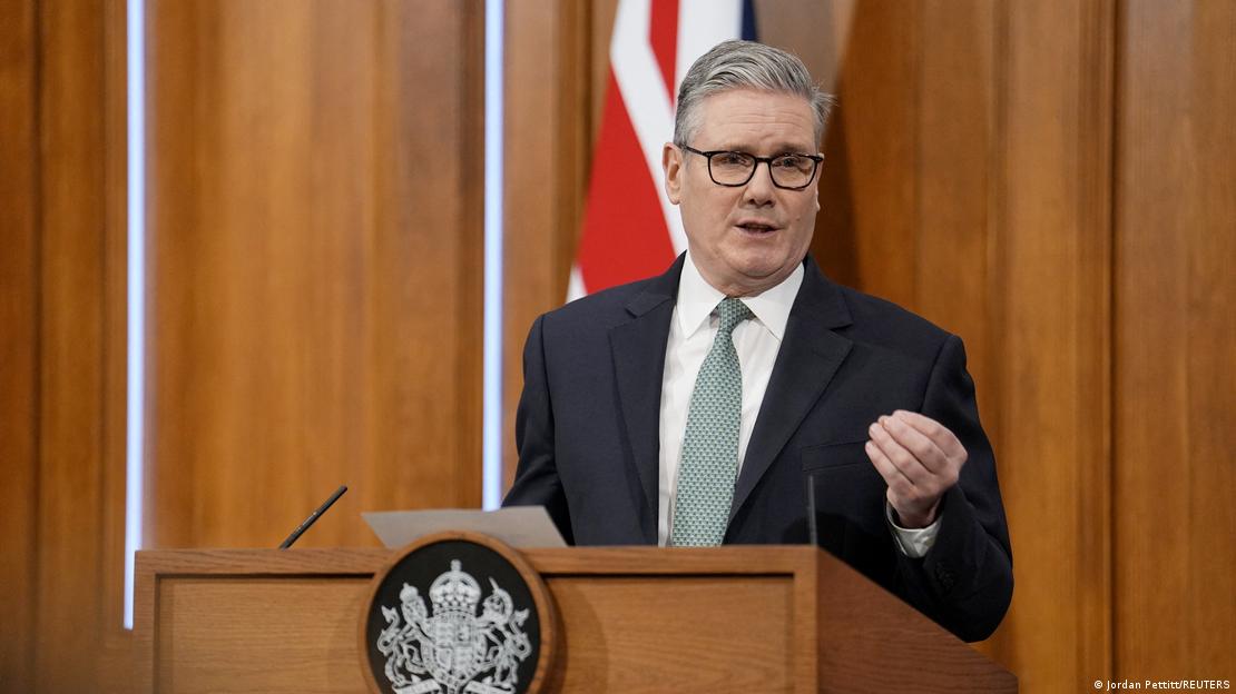 Прем'єр Великобританії Кір Стармер на пресконференції в Лондоні