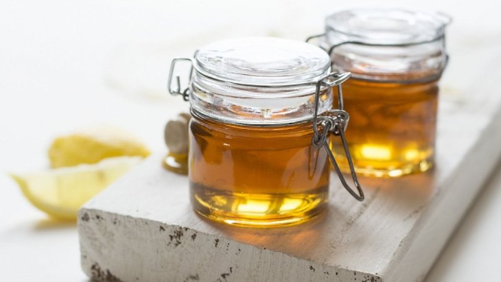 Може спровокувати проблеми для організму: кому не можна їсти мед