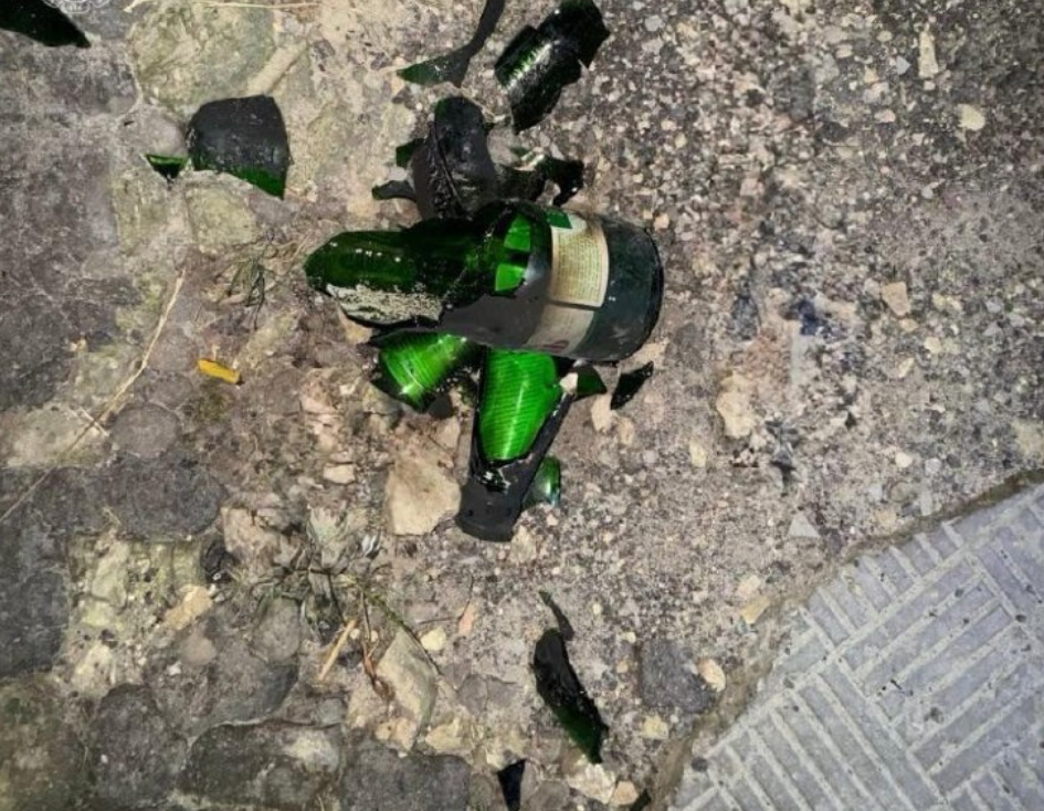 Обіцяли $1600 – заплатили 3000 грн: у Києві судитимуть 18-річного юнака за підпал пошти та обладнання мобільного оператора