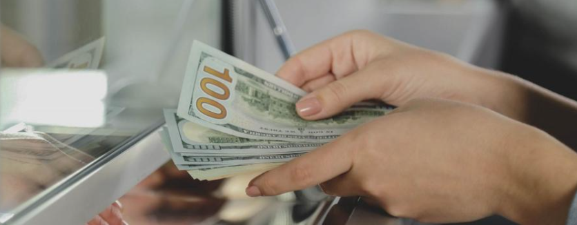 «По 3 тисячі євро з машини». НАБУ і САП викрили на хабарях екскерівника ДПСУ Дейнека