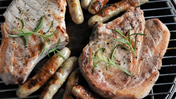 Багато білка, але мало жиру: медик назвала найкорисніше м'ясо
