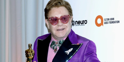 Елтон Джон перетворив колінні чашечки на ювелірні прикраси — Mirro