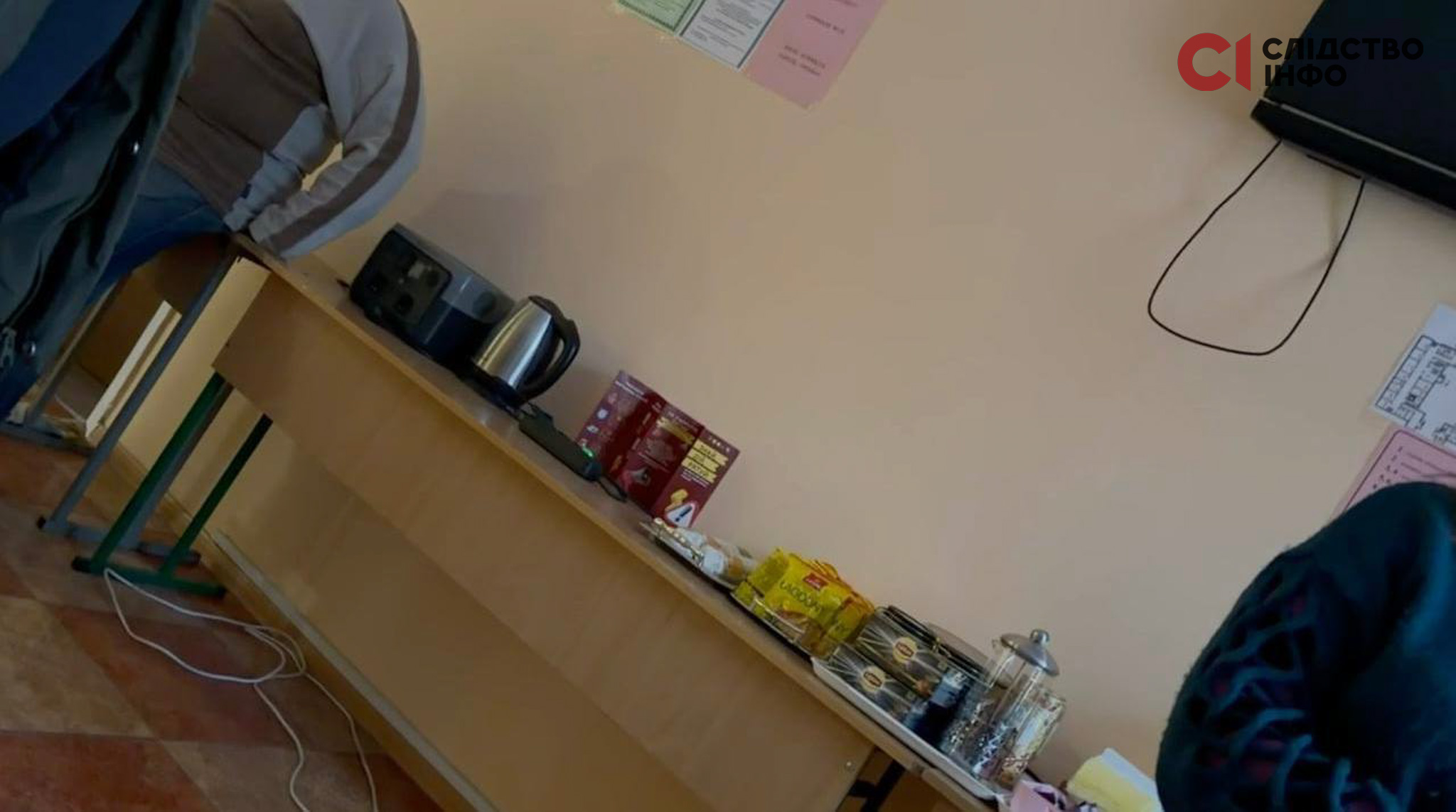 «Генератор є, але він – для пункту незламності»: київські школи повертаються до навчання без світла й тепла