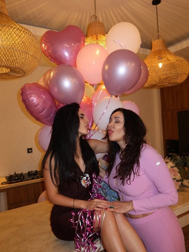 Анна Трінчер з&nbsp;мамою / &copy; instagram.com/annatrincher_official