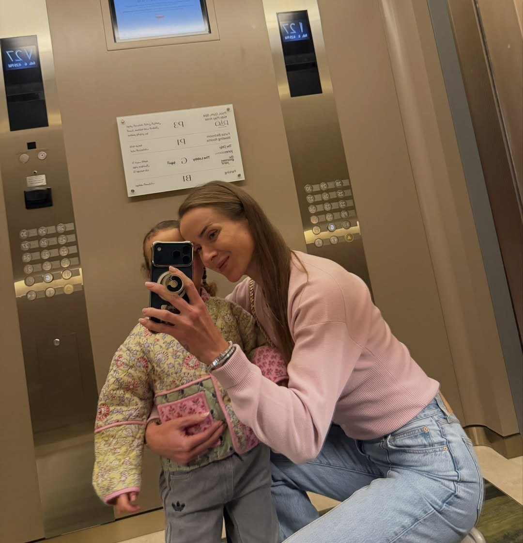 instagram.com/elisvitolina