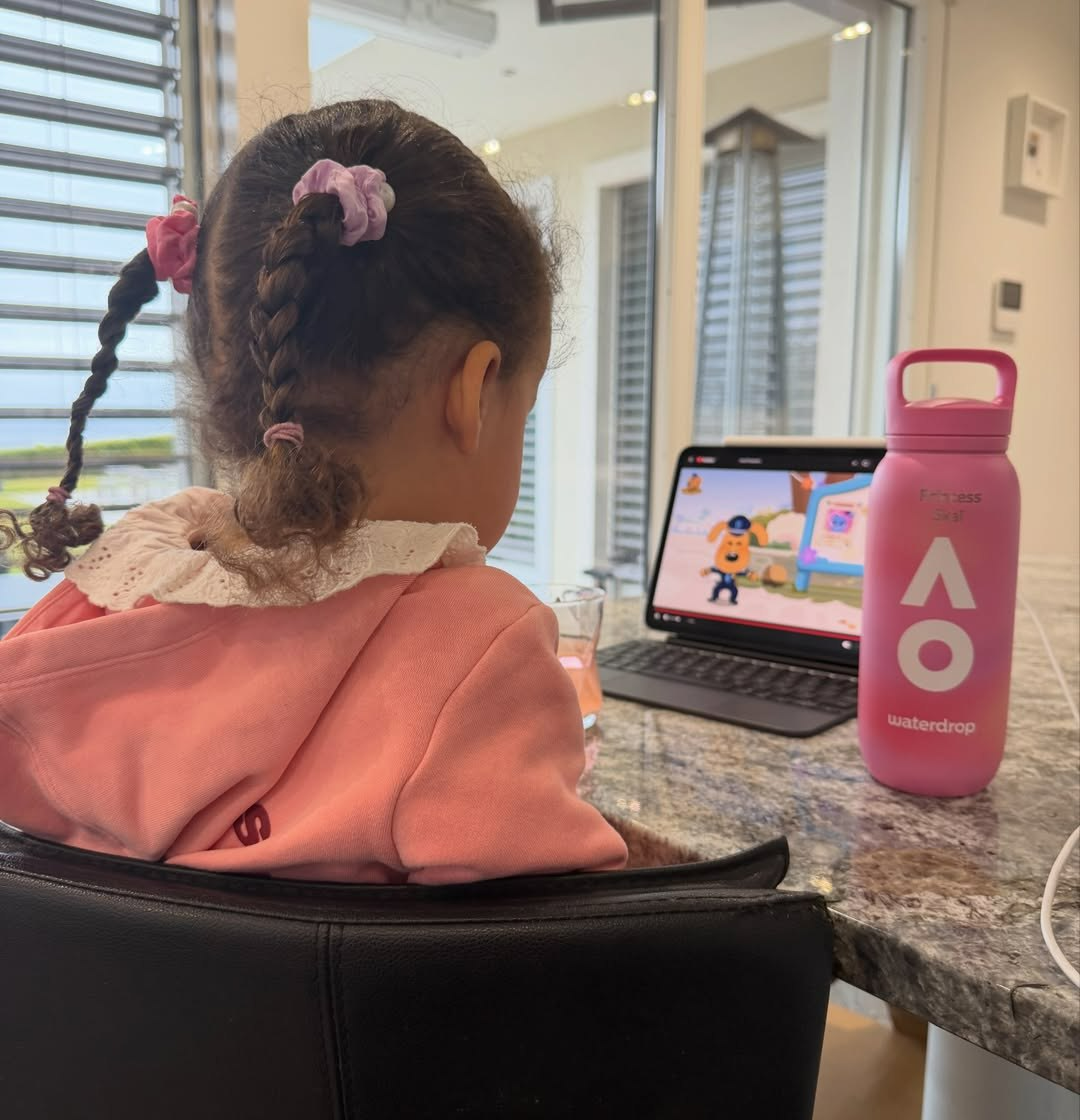 instagram.com/elisvitolina