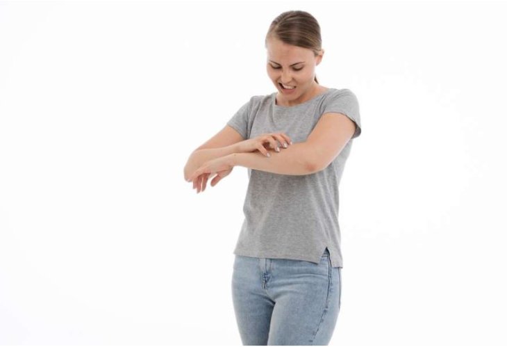 Медики повідомили, що свербіж попереджає про рак