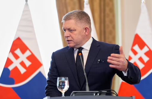 Фіцо звинувачує Україну в «політичному шантажі» через зупинку транзиту нафти