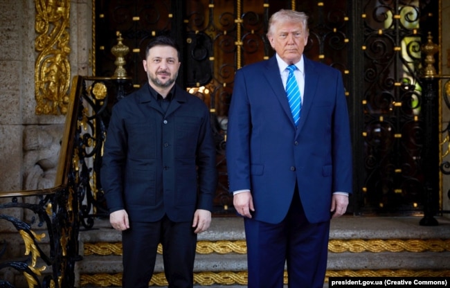 Президент України Володимир Зеленський і президент США Дональд Трамп. Мар-а-Лаго, Флорида, США, 28 грудня 2025 року